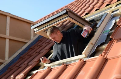 Pose de fenêtres de toit Velux à Nabinaud